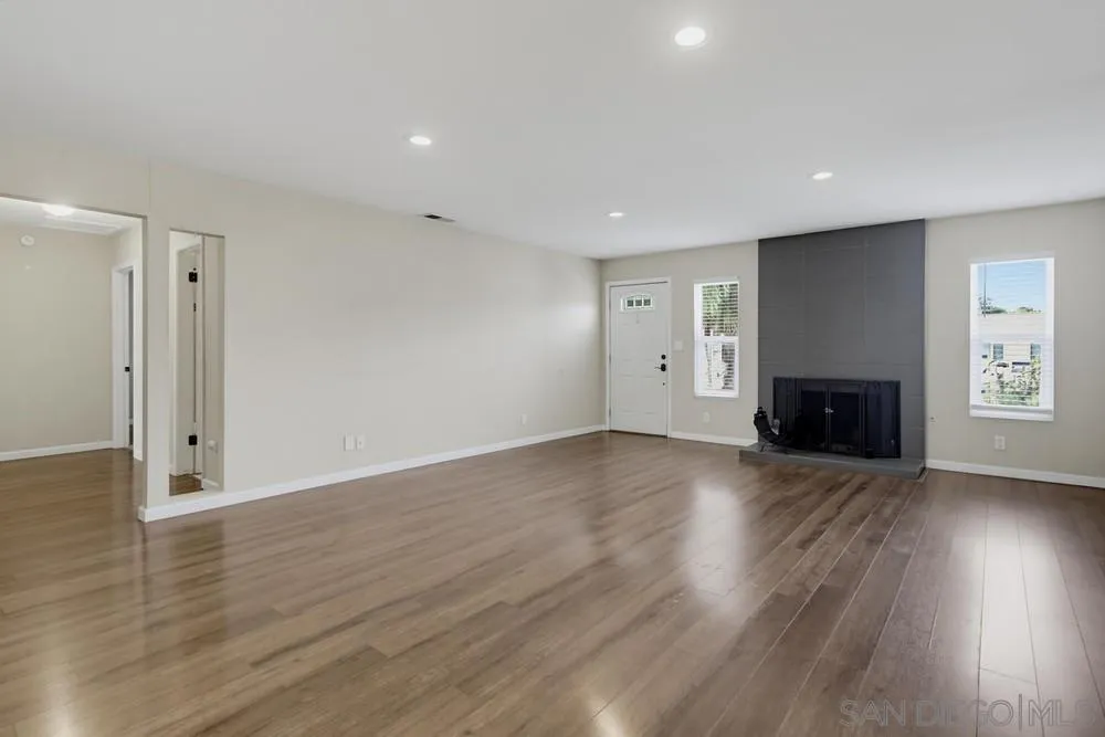 9649 Halberns Boulevard Santee, CA 92071 - Photo 8 of 47