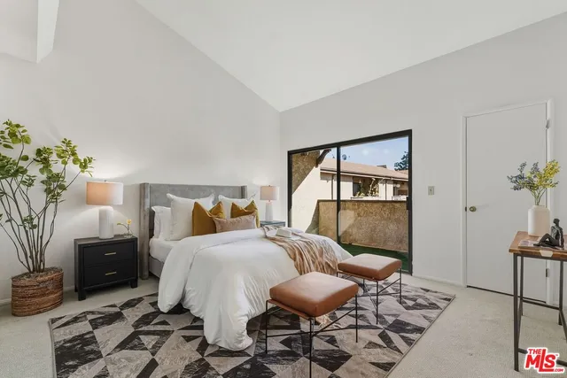 $775,000 | 645 East Magnolia Boulevard, Unit F, Burbank, CA 91501