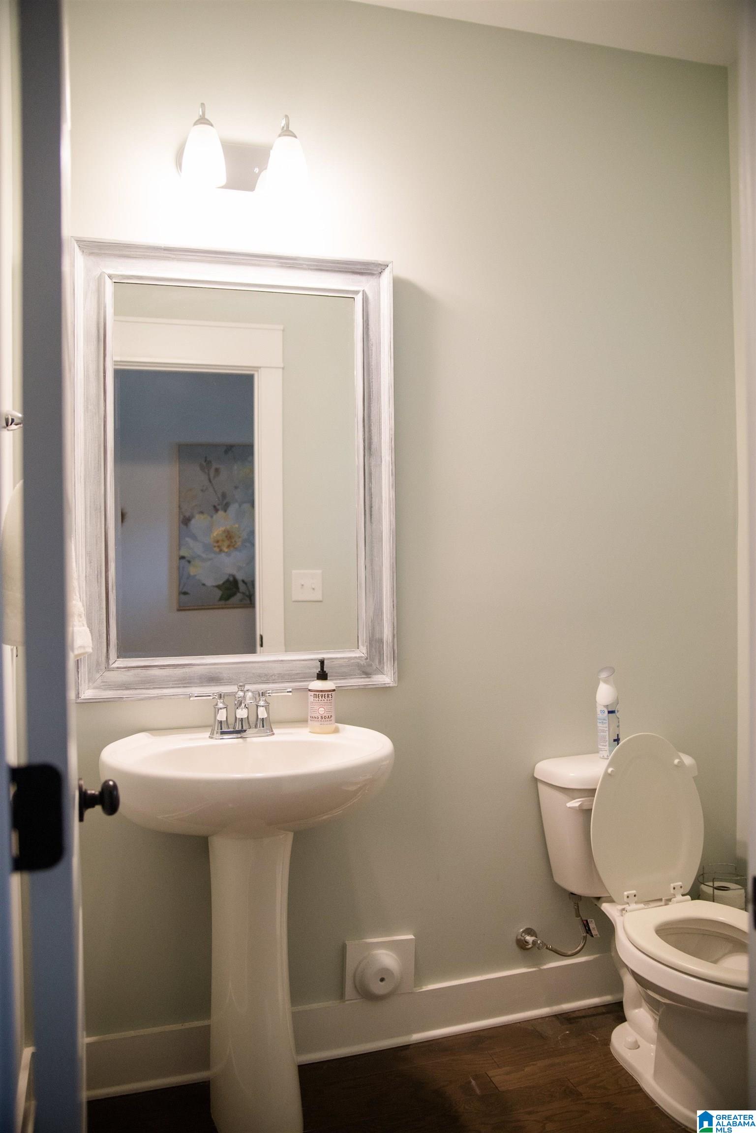 2724 Village Lane Birmingham, AL 35211 - Photo 15 of 26