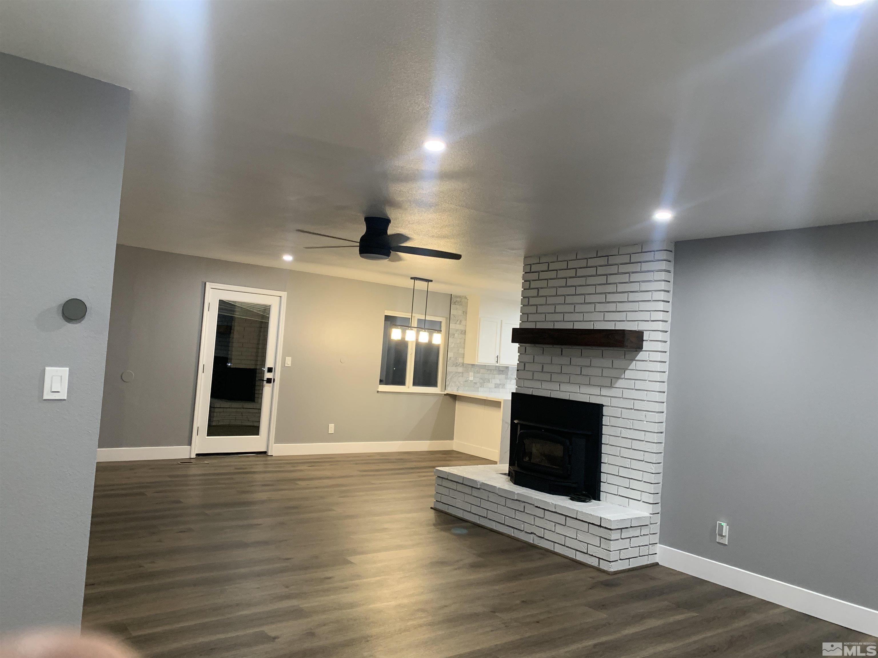 2755 Everett Drive Reno, NV 89503 - Photo 11 of 29 Photo 11