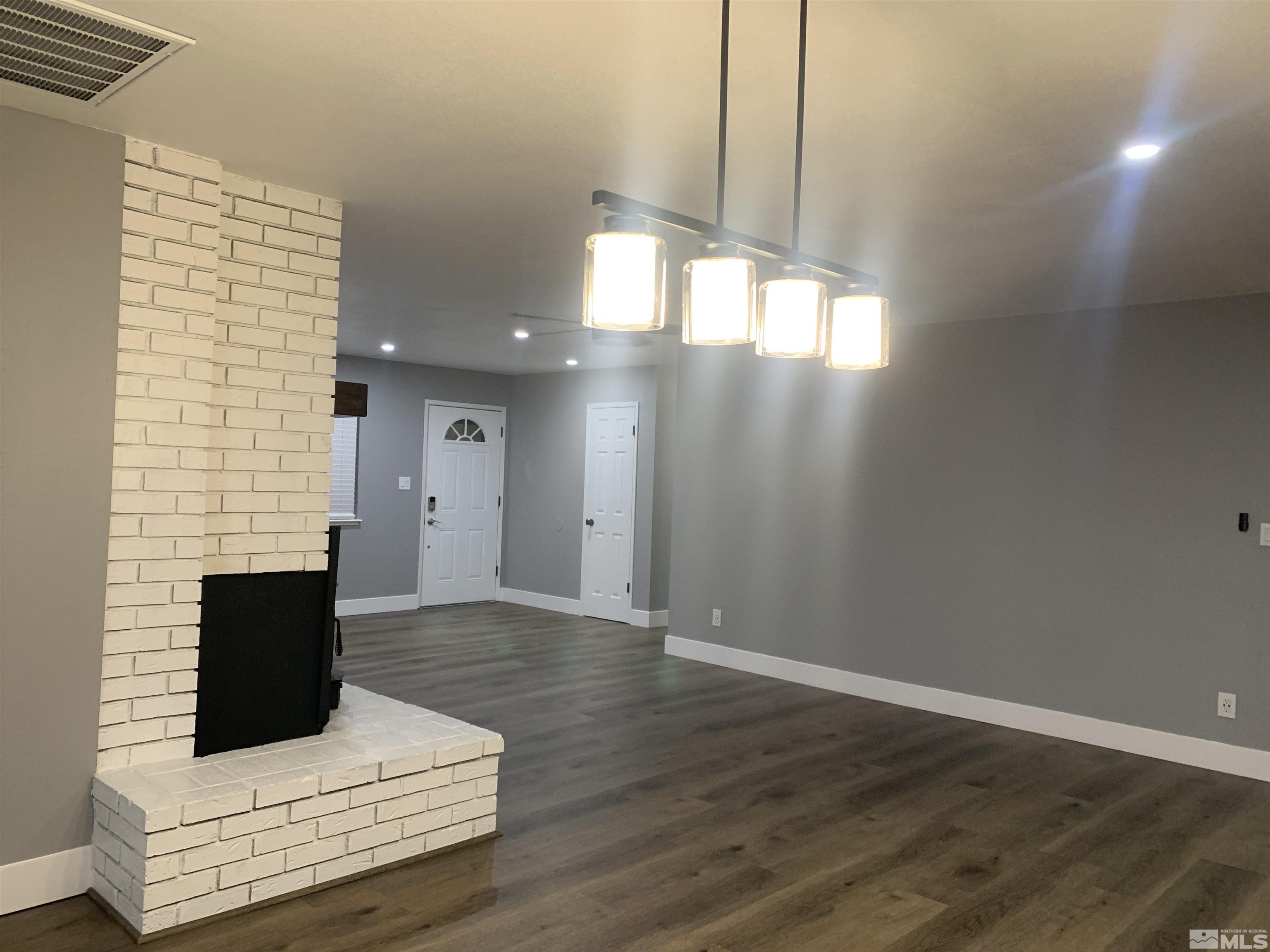 2755 Everett Drive Reno, NV 89503 - Photo 12 of 29 Photo 12