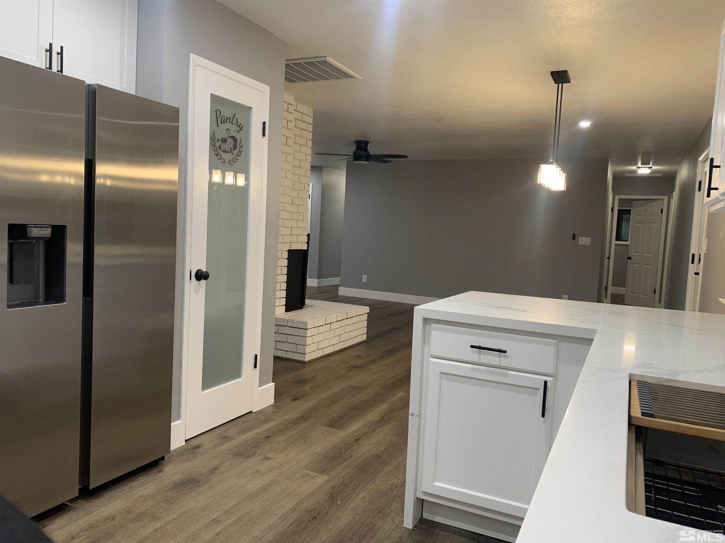 2755 Everett Drive Reno, NV 89503 - Photo 14 of 29 Photo 14
