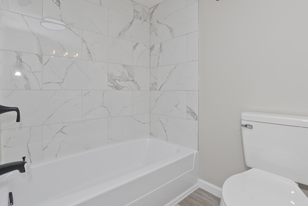 151 Littleton Street Springfield, MA 01104 - Photo 18 of 42