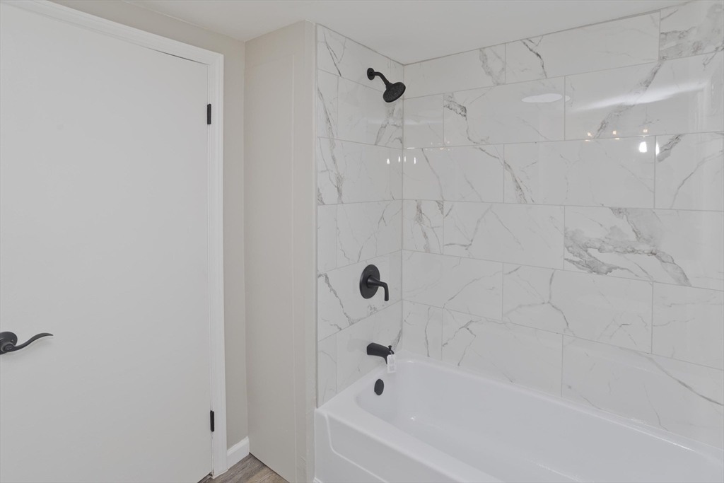 151 Littleton Street Springfield, MA 01104 - Photo 19 of 42