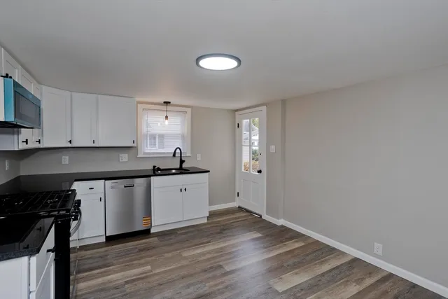 $274,900 | 151 Littleton Street, Springfield, MA 01104