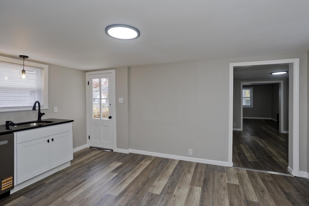 151 Littleton Street Springfield, MA 01104 - Photo 29 of 42