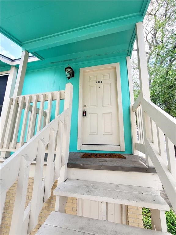 6702 Everhart Road Corpus Christi, TX 78413 - Photo 2 of 14 a view of a door front of house