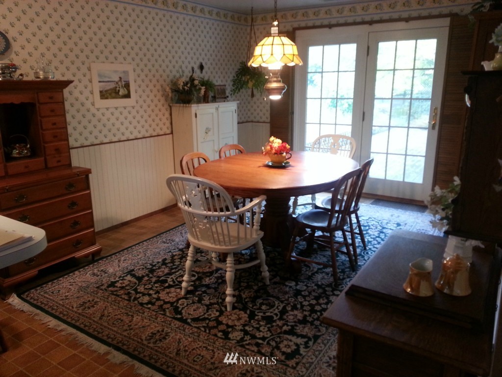 10518 237th Place Southwest Edmonds, WA 98020 - Photo 7 of 14 Gallery Image 7
