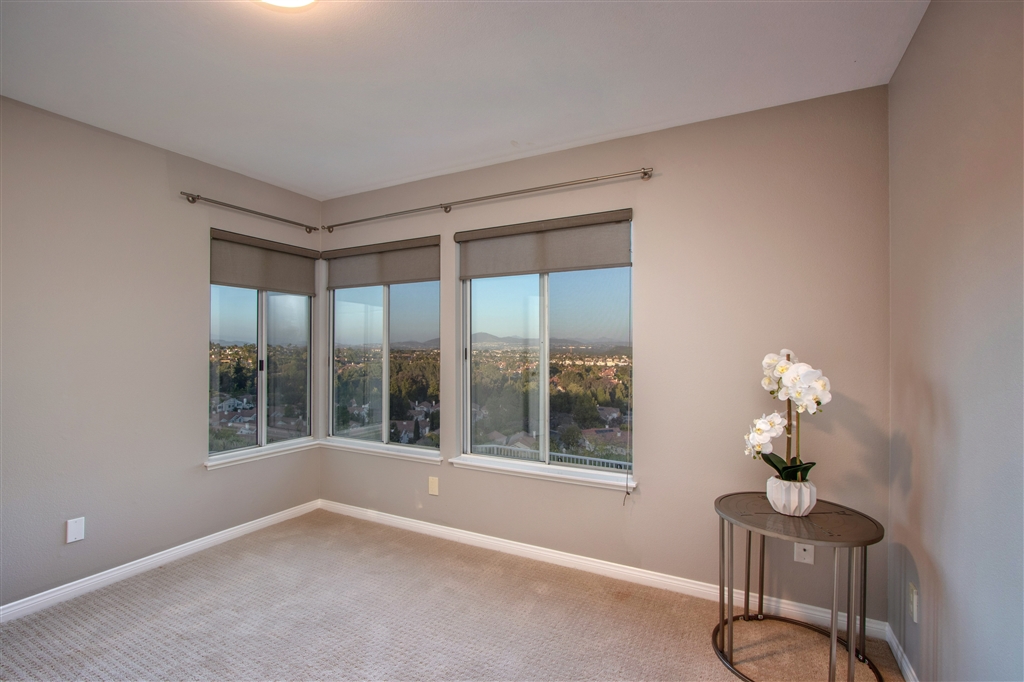 12815 Chaparral Ridge Road San Diego, CA 92130 - Photo 18 of 25