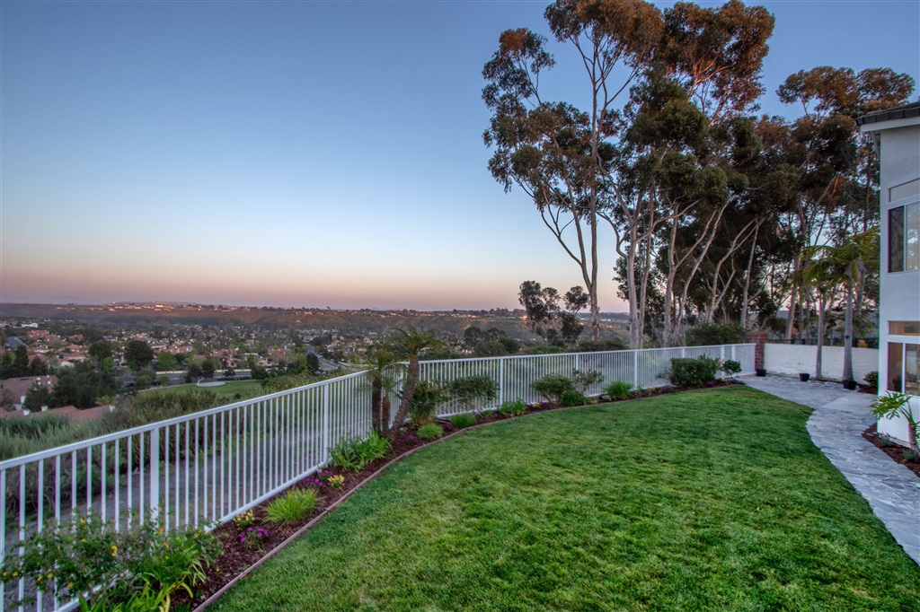 12815 Chaparral Ridge Road San Diego, CA 92130 - Photo 22 of 25