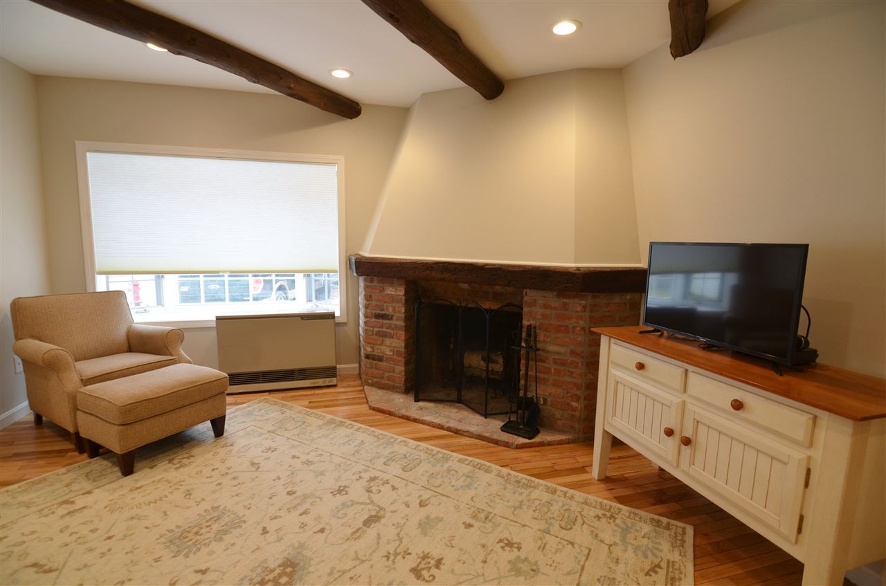 4 Prospect Hill Road, Unit 10 Sunapee, NH 03782 - Photo 7 of 18
