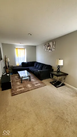 $2,600 | 11204 North Sashing Way, Monrovia, IN 46157