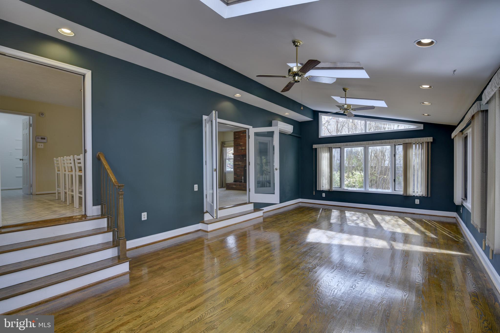49 Carrollton Road Sterling, VA 20165 - Photo 30 of 61 2 points of entry into Family room