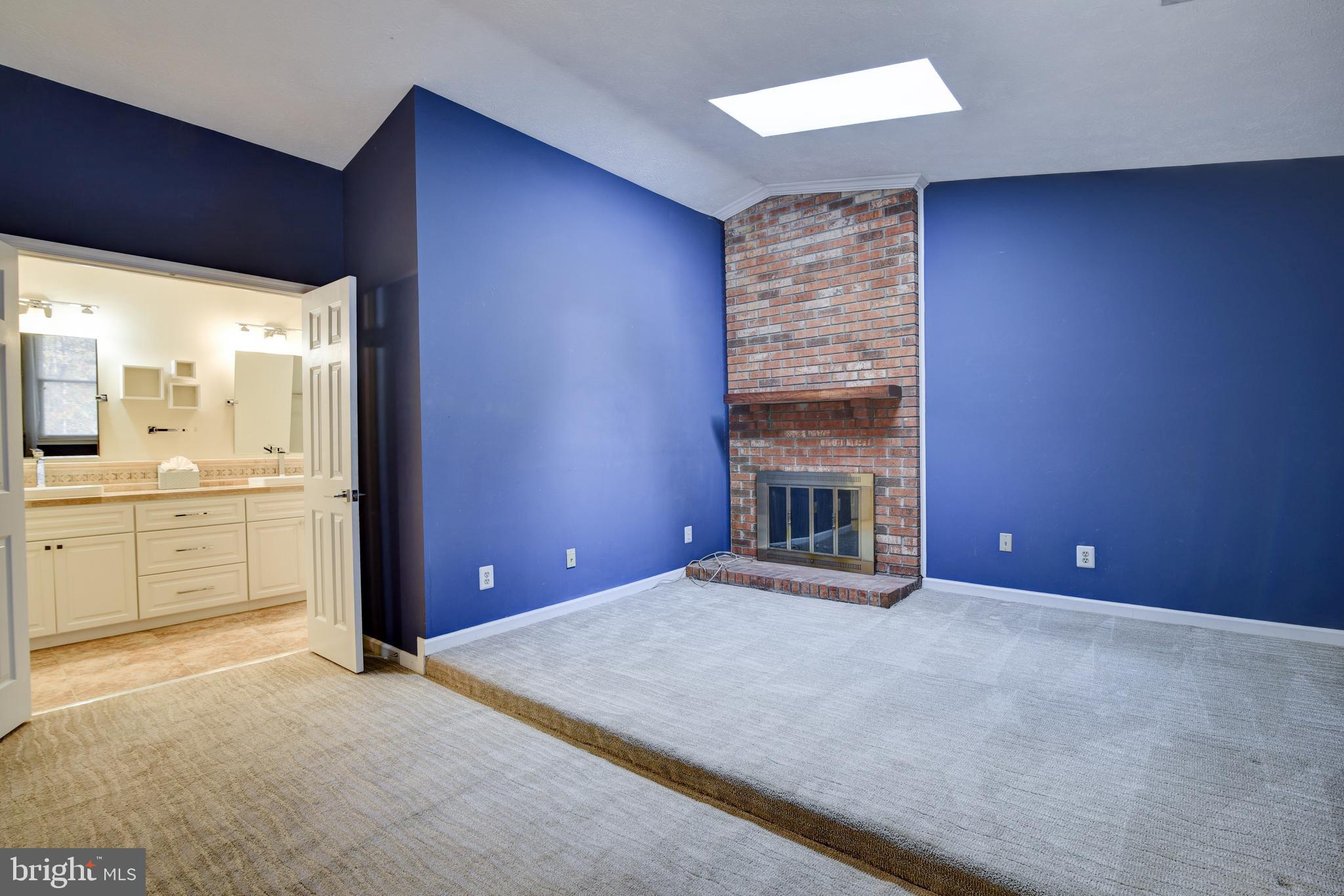 49 Carrollton Road Sterling, VA 20165 - Photo 36 of 61 Sitting room area with wood burning fireplace