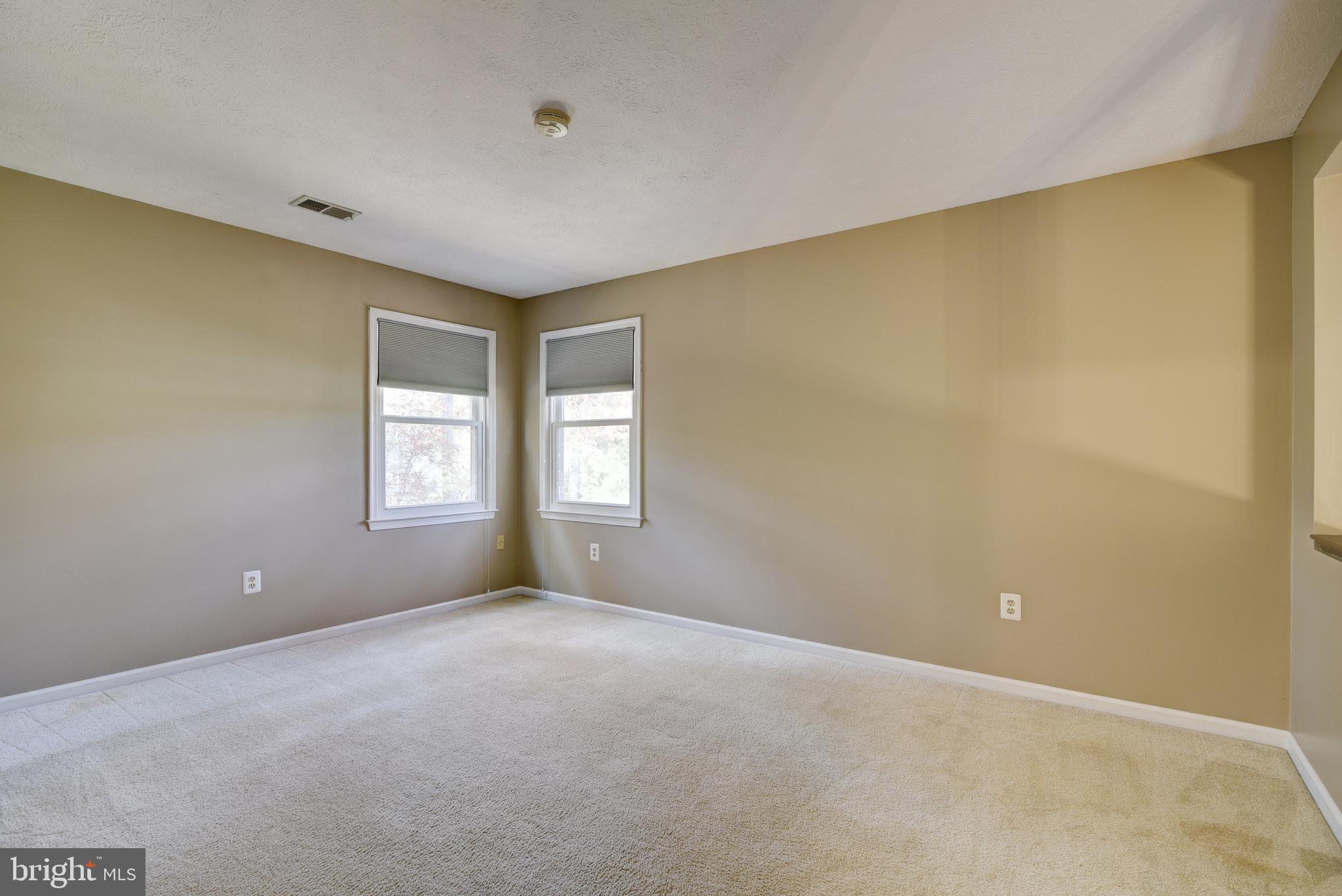 49 Carrollton Road Sterling, VA 20165 - Photo 43 of 61