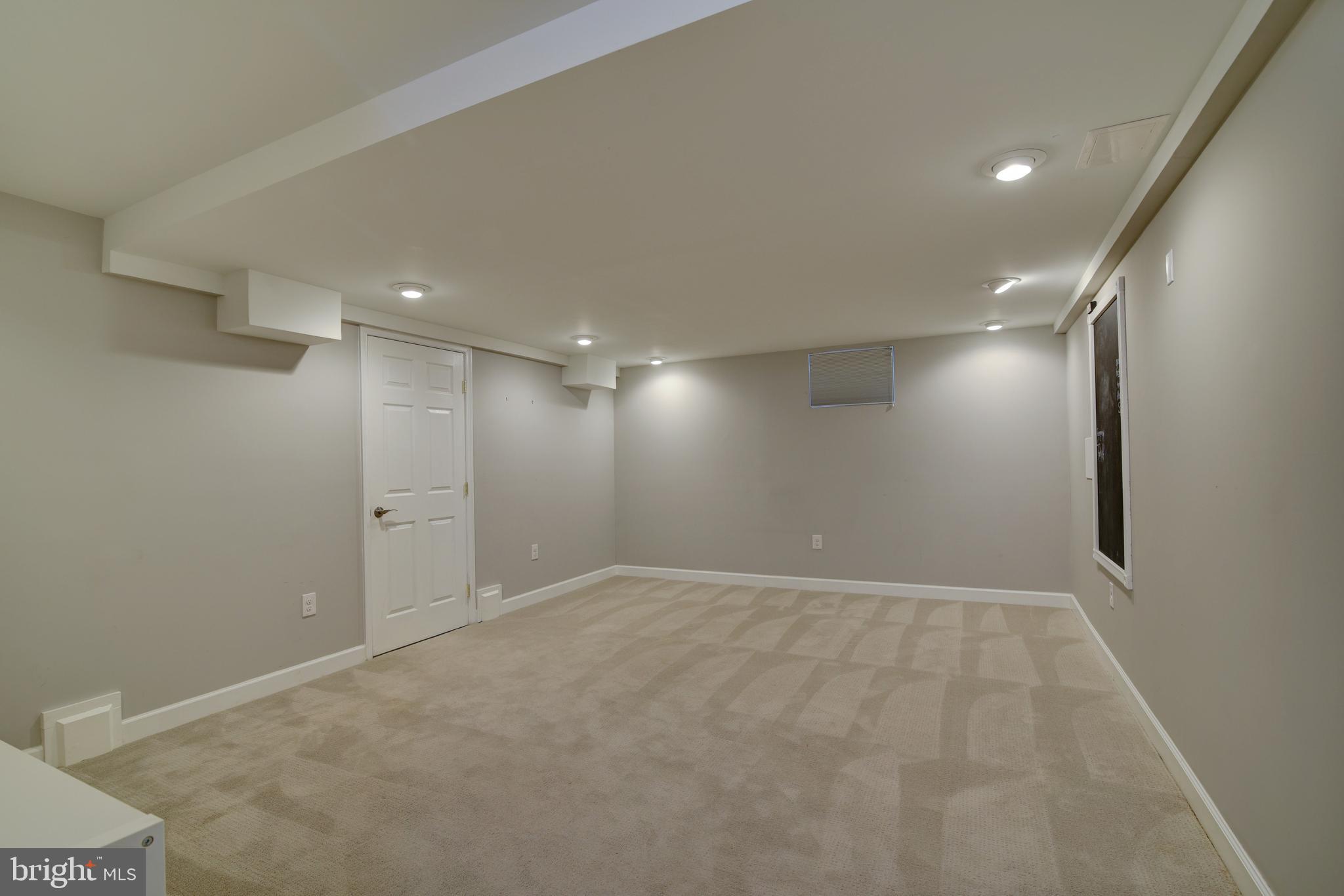 49 Carrollton Road Sterling, VA 20165 - Photo 49 of 61