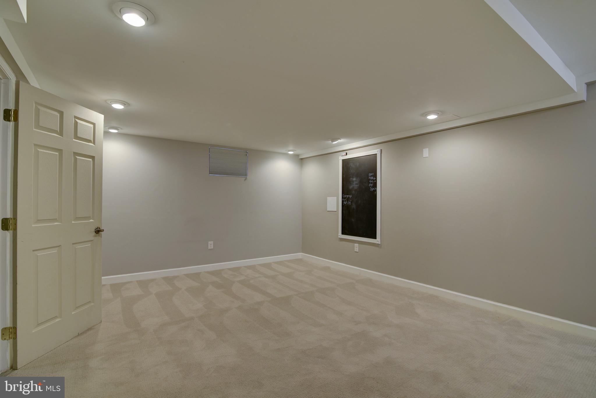 49 Carrollton Road Sterling, VA 20165 - Photo 50 of 61