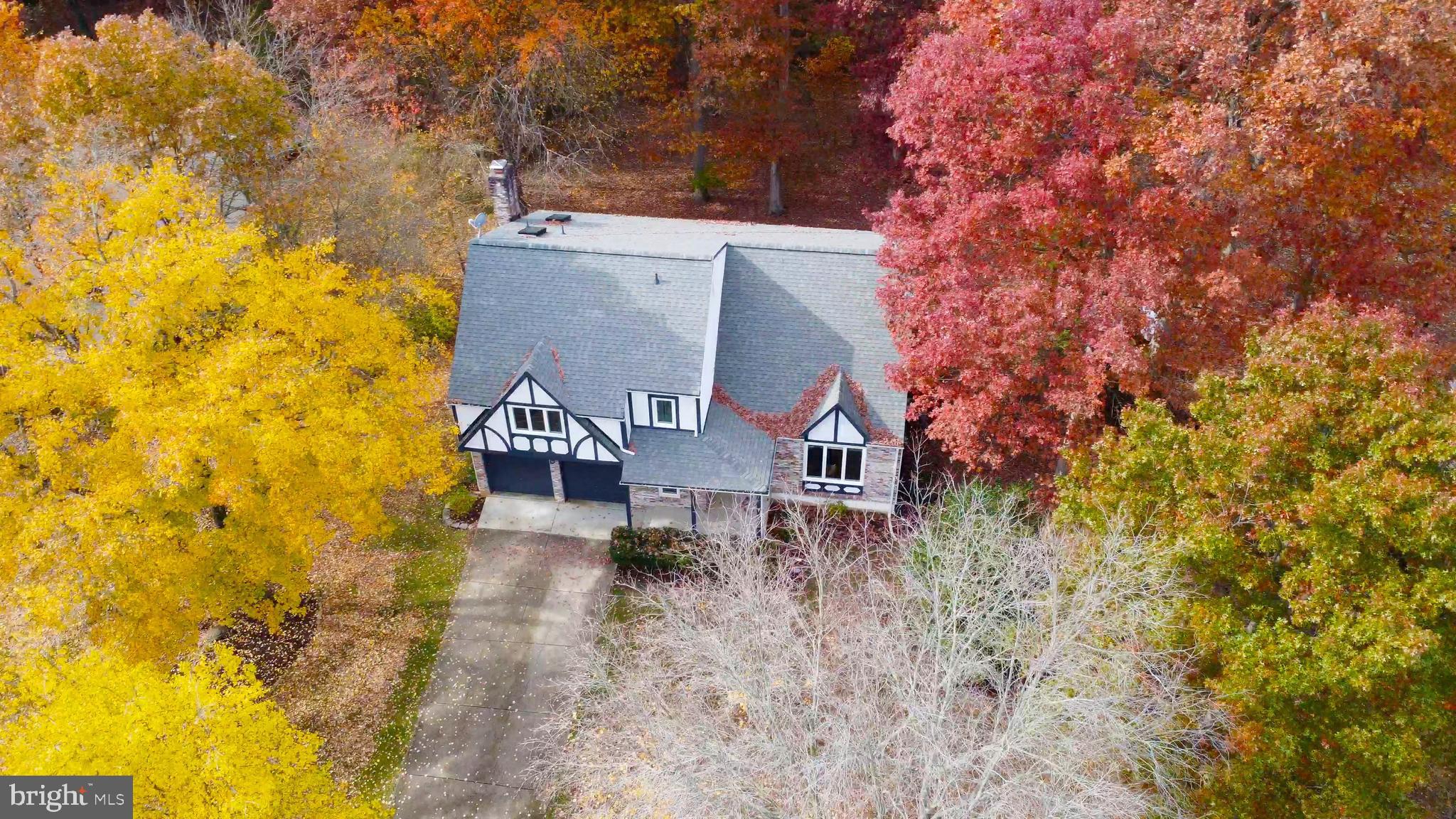 49 Carrollton Road Sterling, VA 20165 - Photo 6 of 61