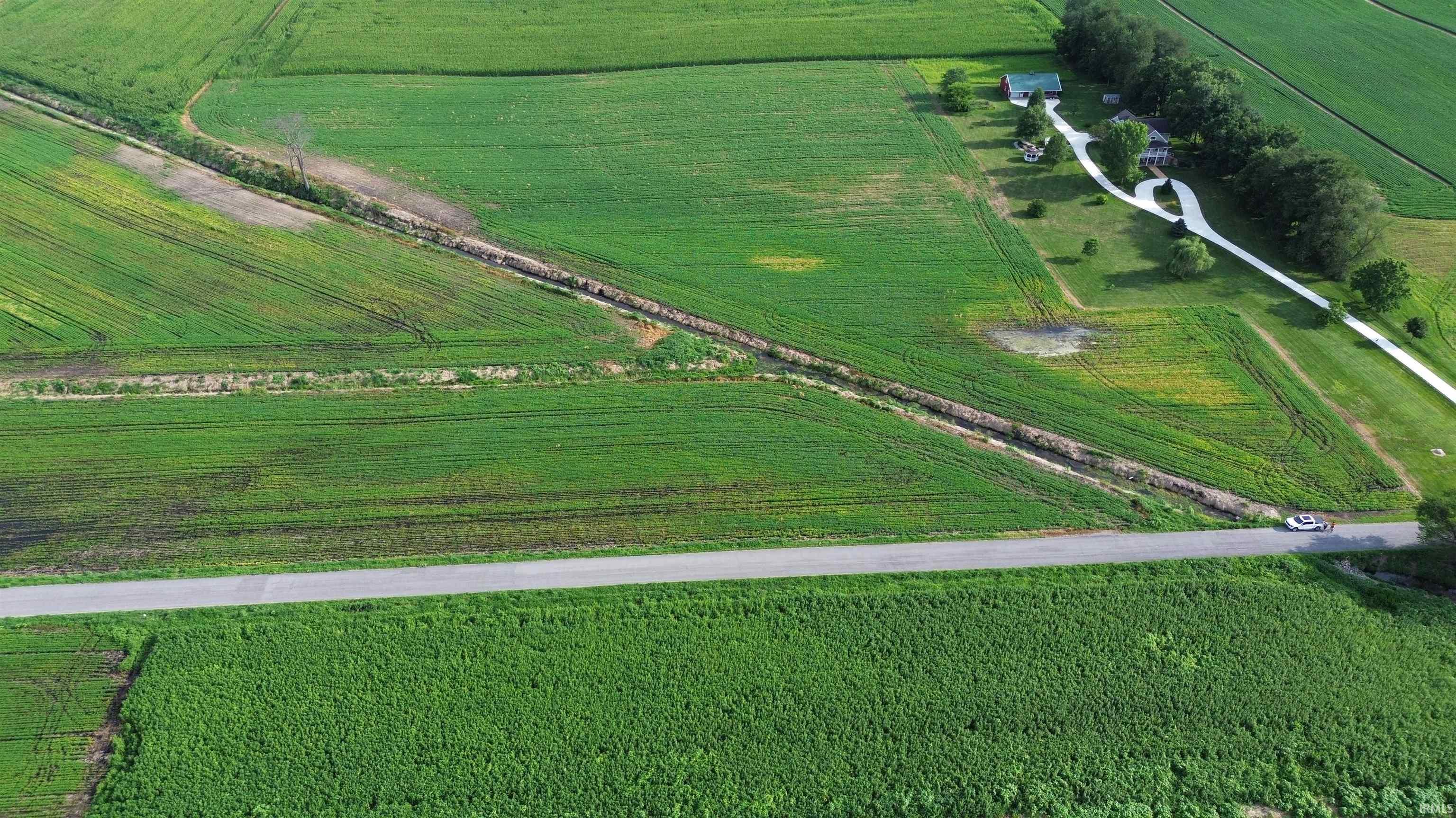 24 County Road Goshen, IN 46528 - Photo 2 of 12 Gallery Image 2