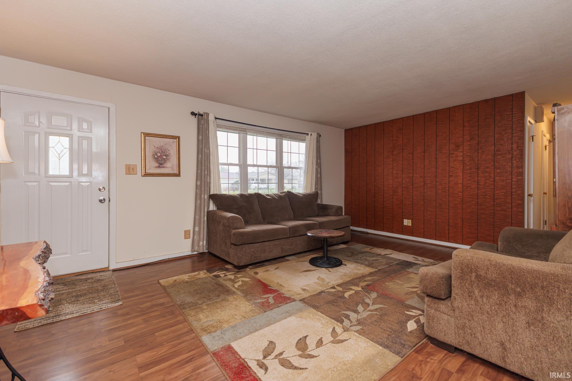 3509 North Harrison Road Muncie, IN 47304 - Photo 2 of 36