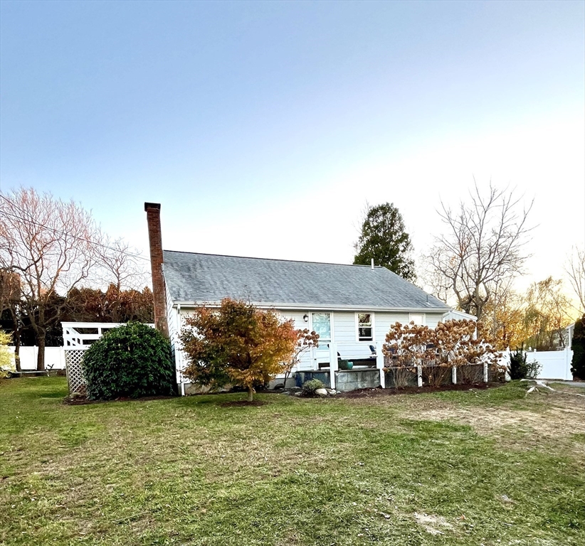 417 Hatherly Road Scituate, MA 02066 - Photo 2 of 25 a front view of a house with a garden