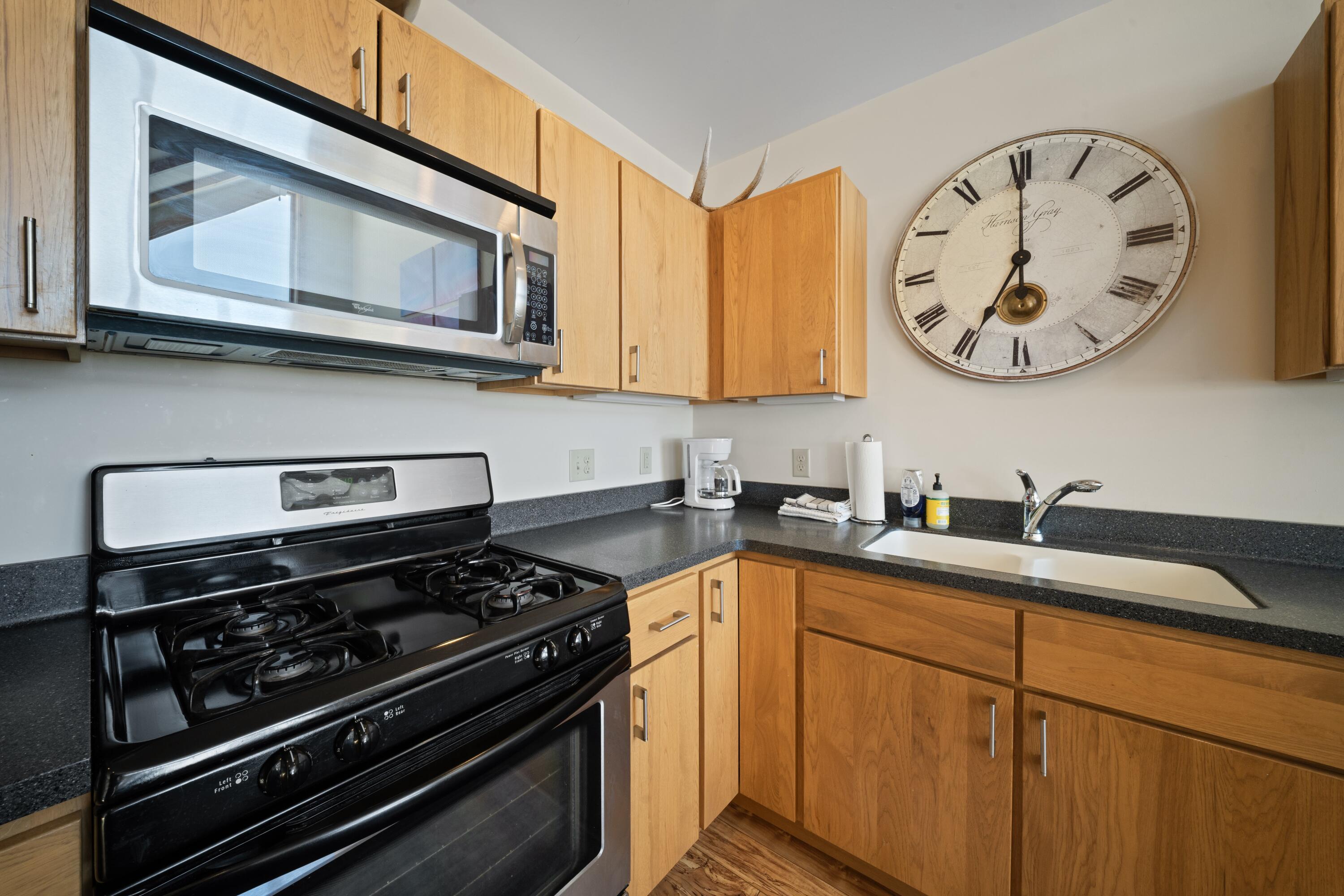 42 Whip Willow Farm Road, Unit 19 Rangeley, ME 04970 - Photo 20 of 52 Kitchen