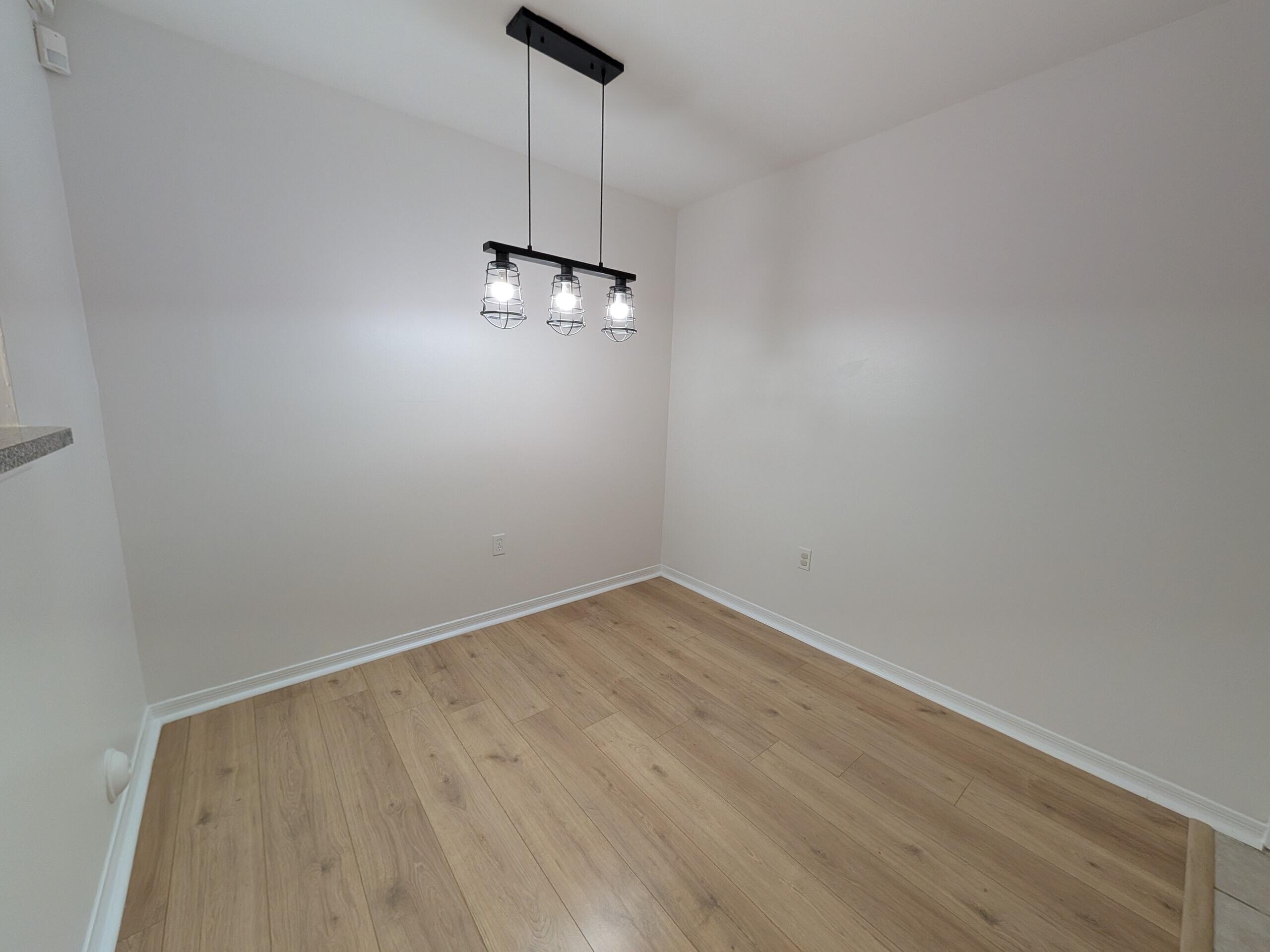 5001 Wiles Road, Unit 105 Coconut Creek, FL 33073 - Photo 10 of 32 1000013326