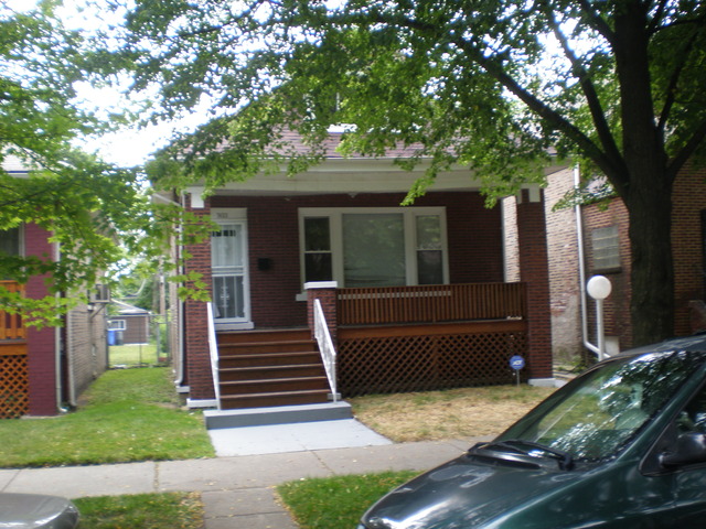 7433 South Perry Avenue Chicago, IL 60621 - Photo 1 of 16