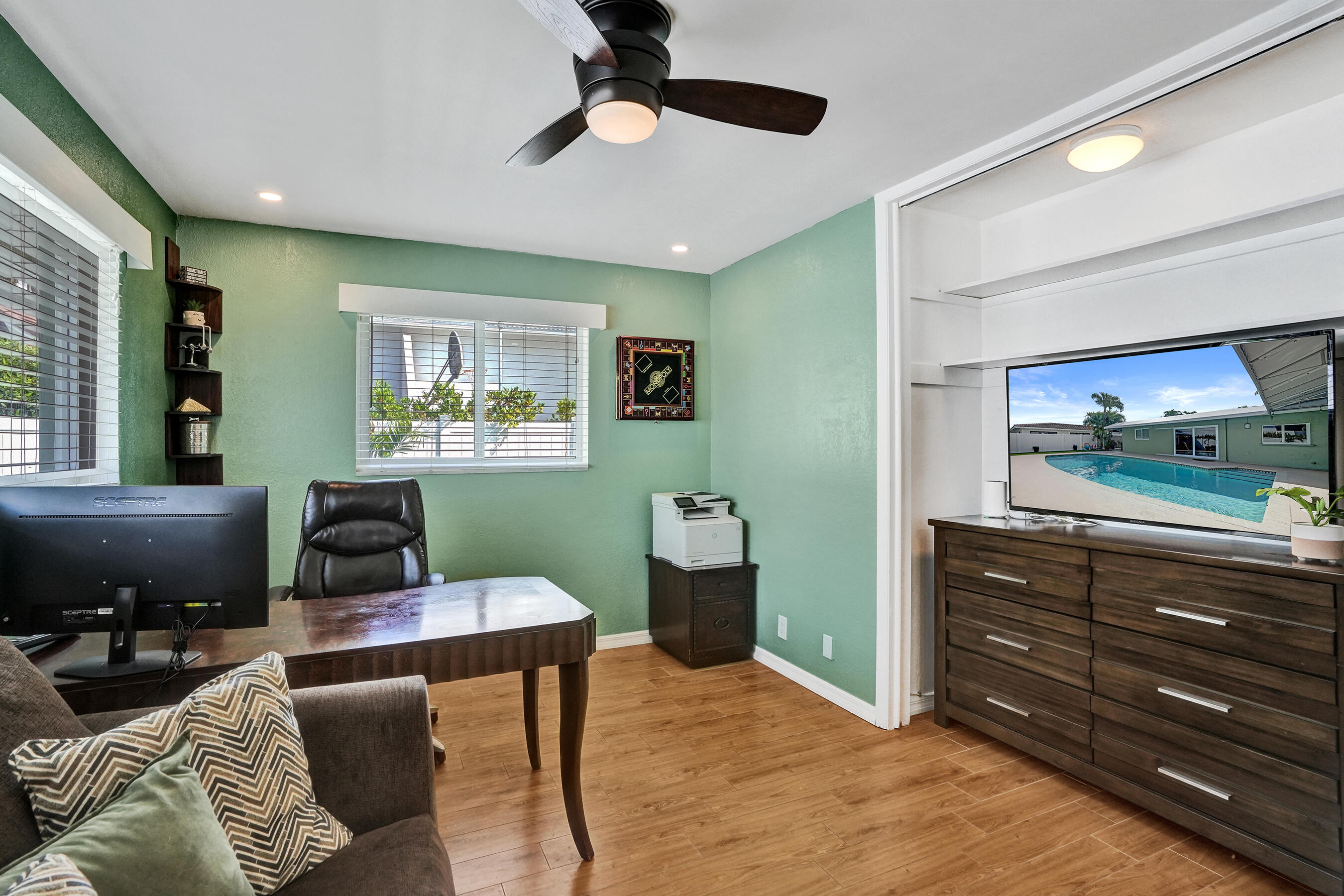 3001 Northeast 45th Street Lighthouse Point, FL 33064 - Photo 38 of 70 DSC04142