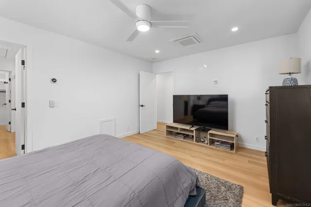 $799,000 | 7049 Park Mesa Way, Unit 90, San Diego, CA 92111