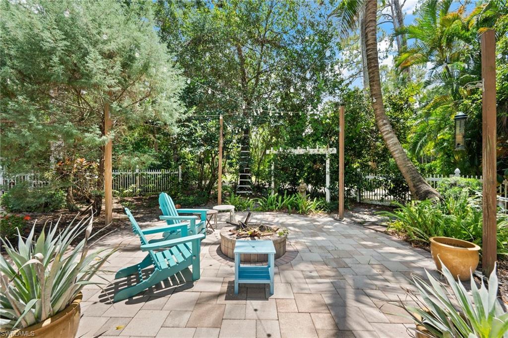 5070 Tamarind Ridge Drive Naples, FL 34119 - Photo 8 of 44