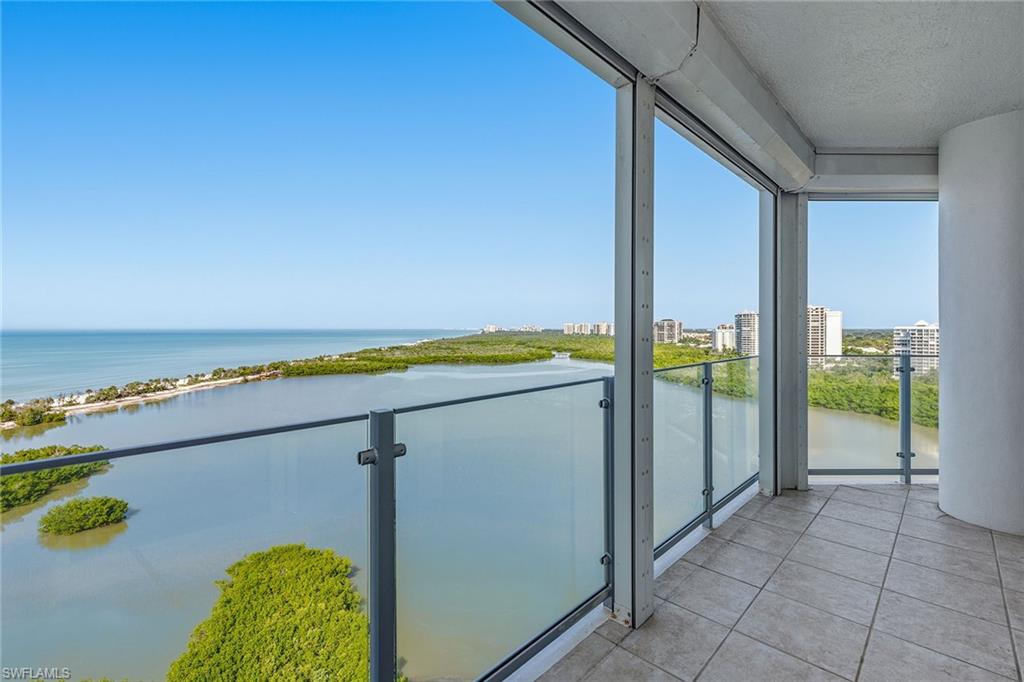 60 Seagate Drive, Unit 1606 Naples, FL 34103 - Photo 2 of 44