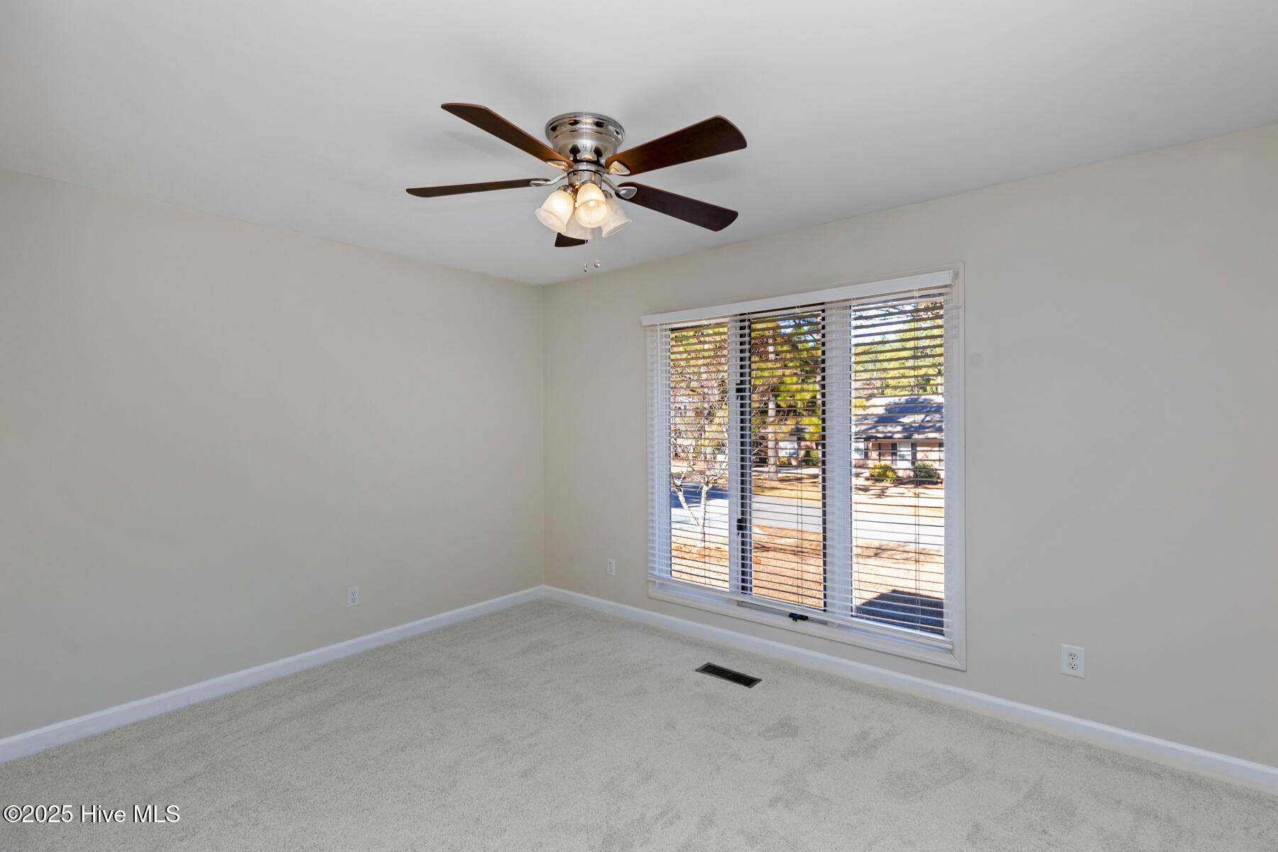 6 Halter Place Pinehurst, NC 28374 - Photo 21 of 27 xbed2-13