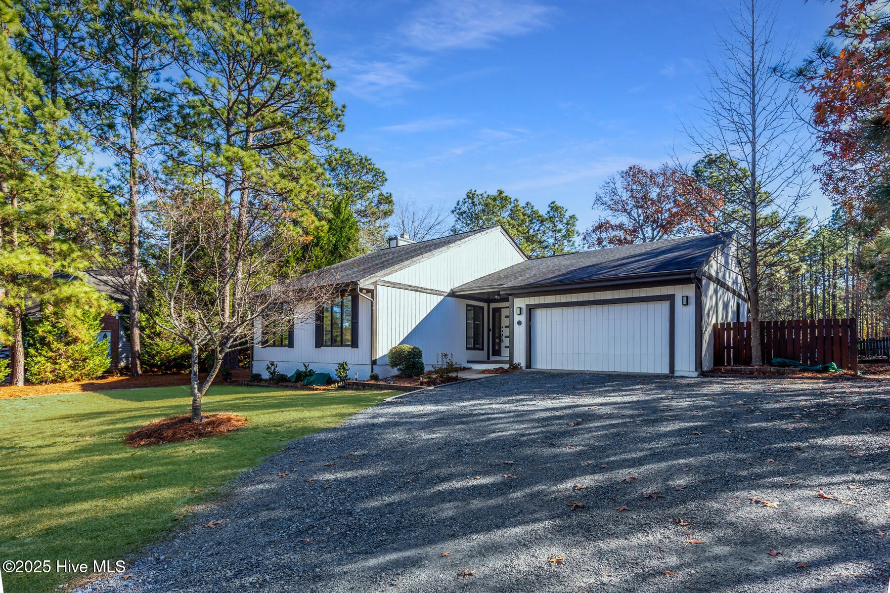 6 Halter Place Pinehurst, NC 28374 - Photo 4 of 27 front1(2)