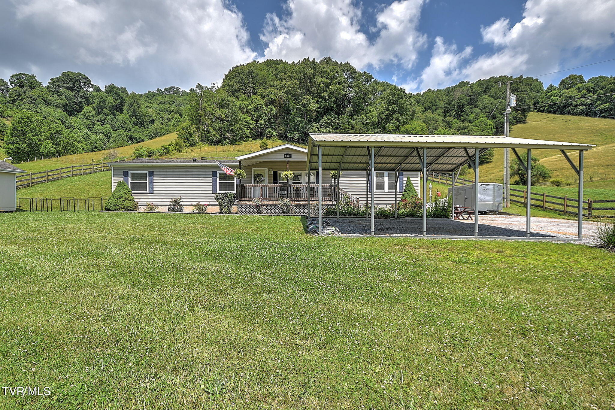 6801 Boozy Creek Road Bristol, VA 24202 - Photo 2 of 47 2-web-or-mls-6801 Boozy Creek RA-2