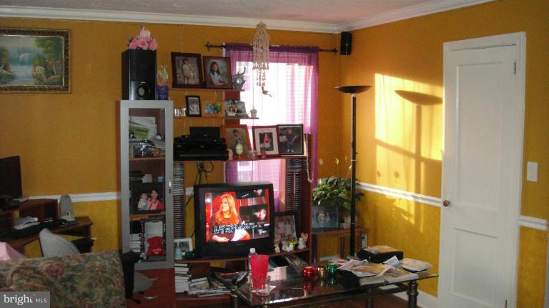 2505 Randolph Road Silver Spring, MD 20902 - Photo 3 of 15 Interior (General)