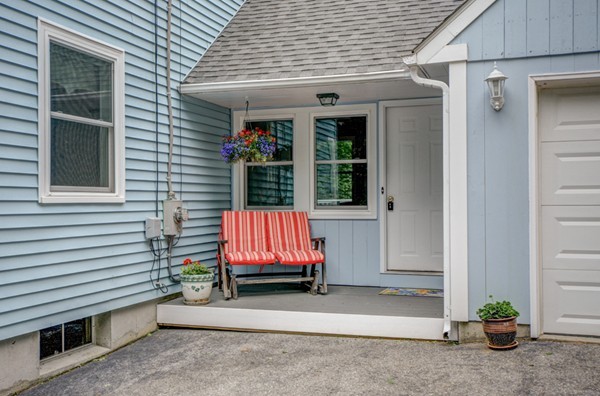 55 East Hill Road Brimfield, MA 01010 - Photo 3 of 28 Gallery Image 3
