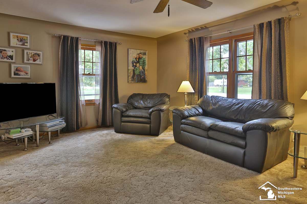 7770 Ida East Road Ida, MI 48140 - Photo 5 of 26 31362717-4.JPG