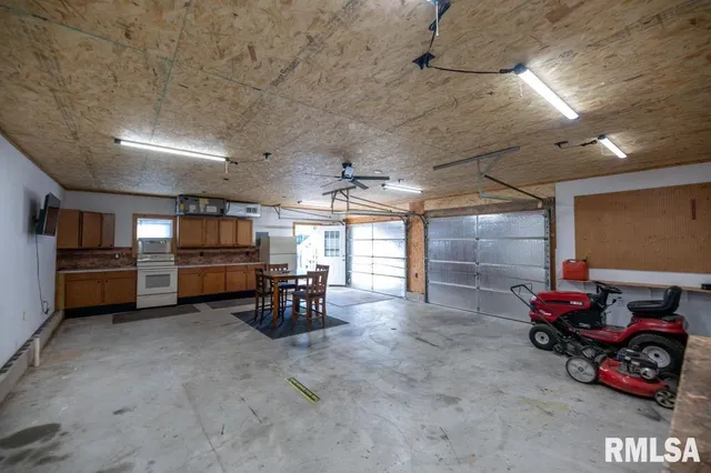 $144,900 | 507 West 3rd Street, Delavan, IL 61734