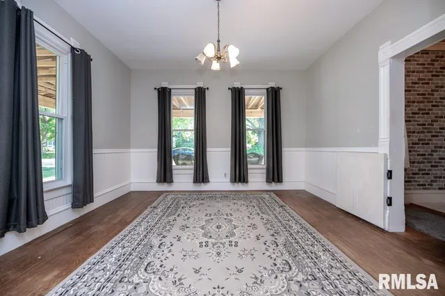 $144,900 | 507 West 3rd Street, Delavan, IL 61734