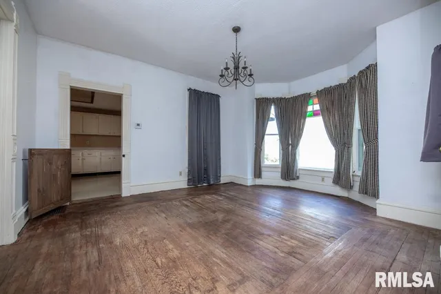 $144,900 | 507 West 3rd Street, Delavan, IL 61734