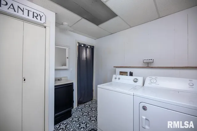 $144,900 | 507 West 3rd Street, Delavan, IL 61734