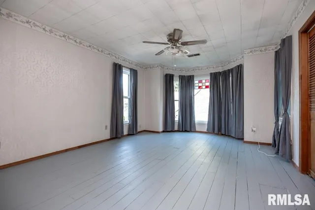 $144,900 | 507 West 3rd Street, Delavan, IL 61734