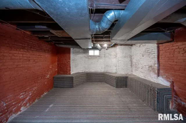 $144,900 | 507 West 3rd Street, Delavan, IL 61734