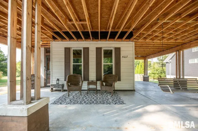 $144,900 | 507 West 3rd Street, Delavan, IL 61734