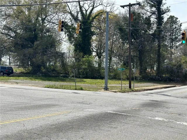 $79,900 | 1002 South Main Street, Anderson, SC 29624