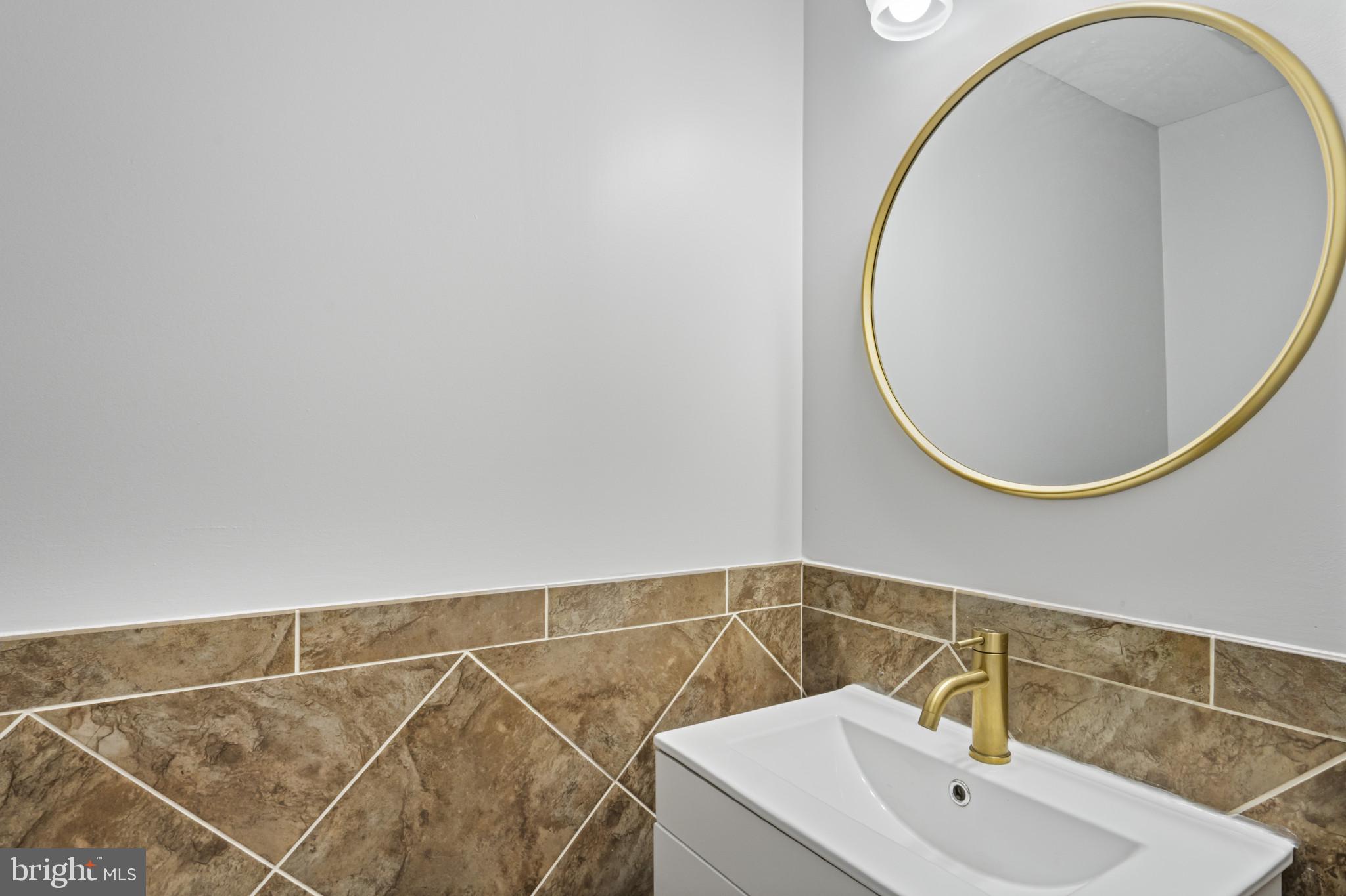 9518 Unity Lane Lorton, VA 22079 - Photo 8 of 33