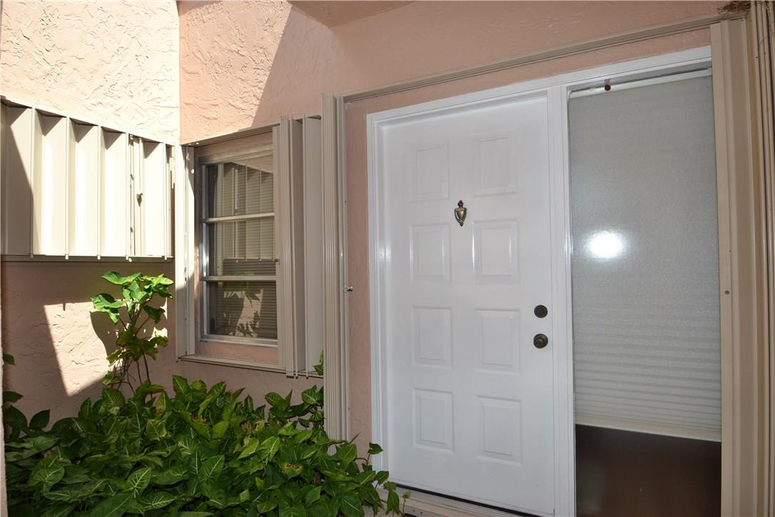 8281 Springtree Road, Unit 8281 Boca Raton, FL 33496 - Photo 3 of 26 Photo 3