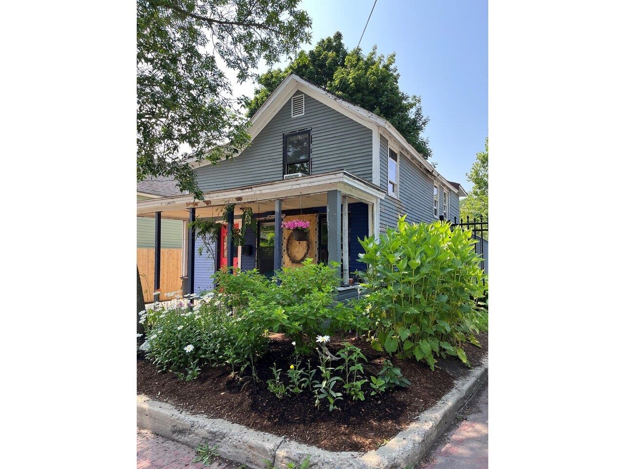 16 Convent Square Burlington, VT 05401 - Photo 1 of 17