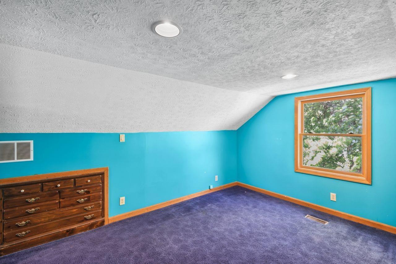 6121 Springdale Road Cincinnati, OH 45247 - Photo 17 of 36